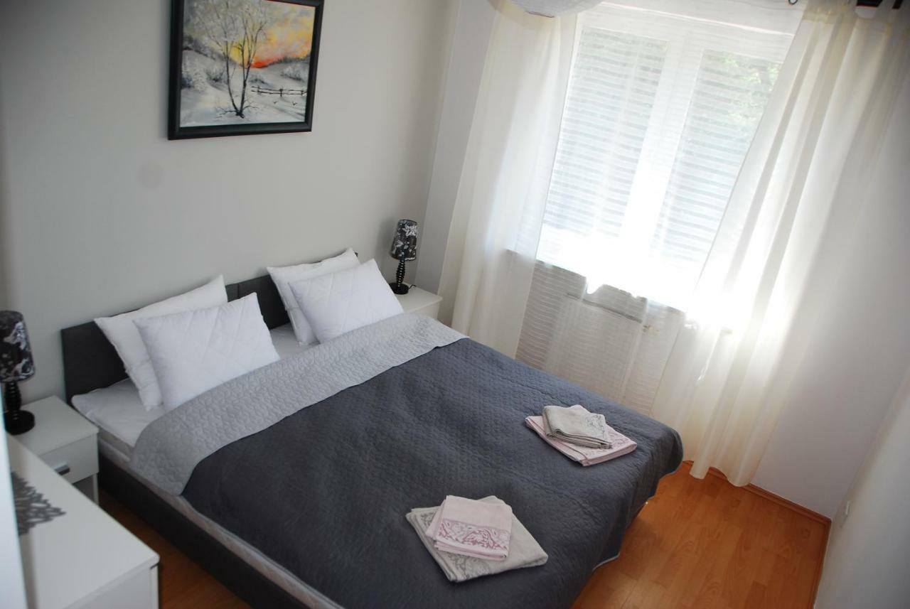 Kasztanowa Apartament Varsovie Extérieur photo