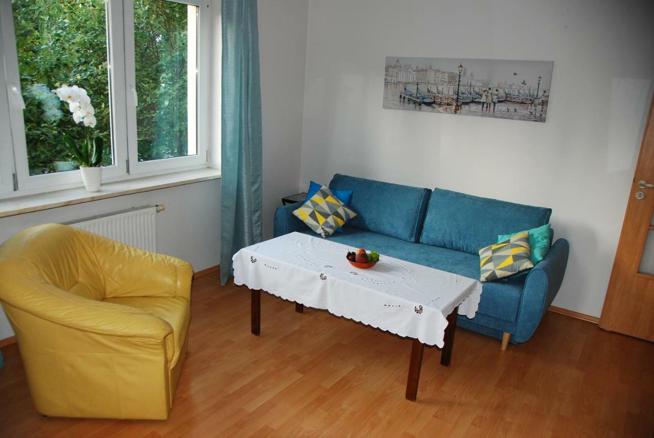 Kasztanowa Apartament Varsovie Extérieur photo