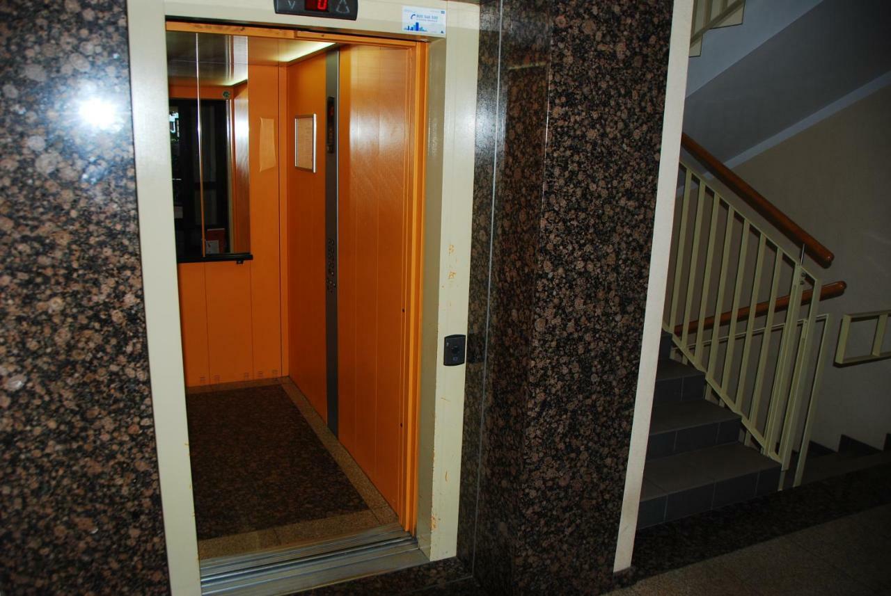 Kasztanowa Apartament Varsovie Extérieur photo